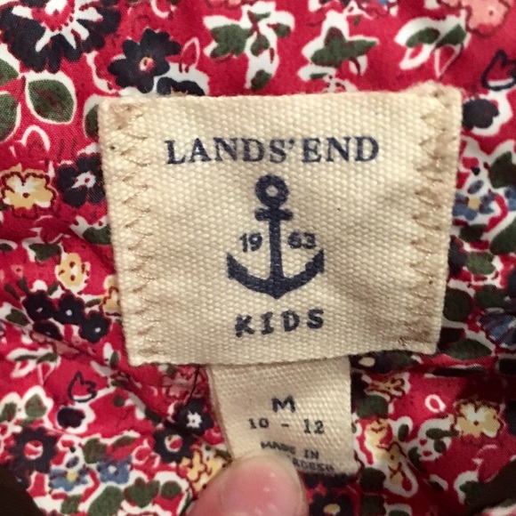 Lands’ End girls size Medium floral puffer vest - Picture 3 of 3